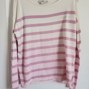 .Vineyard Vines striped sweater.